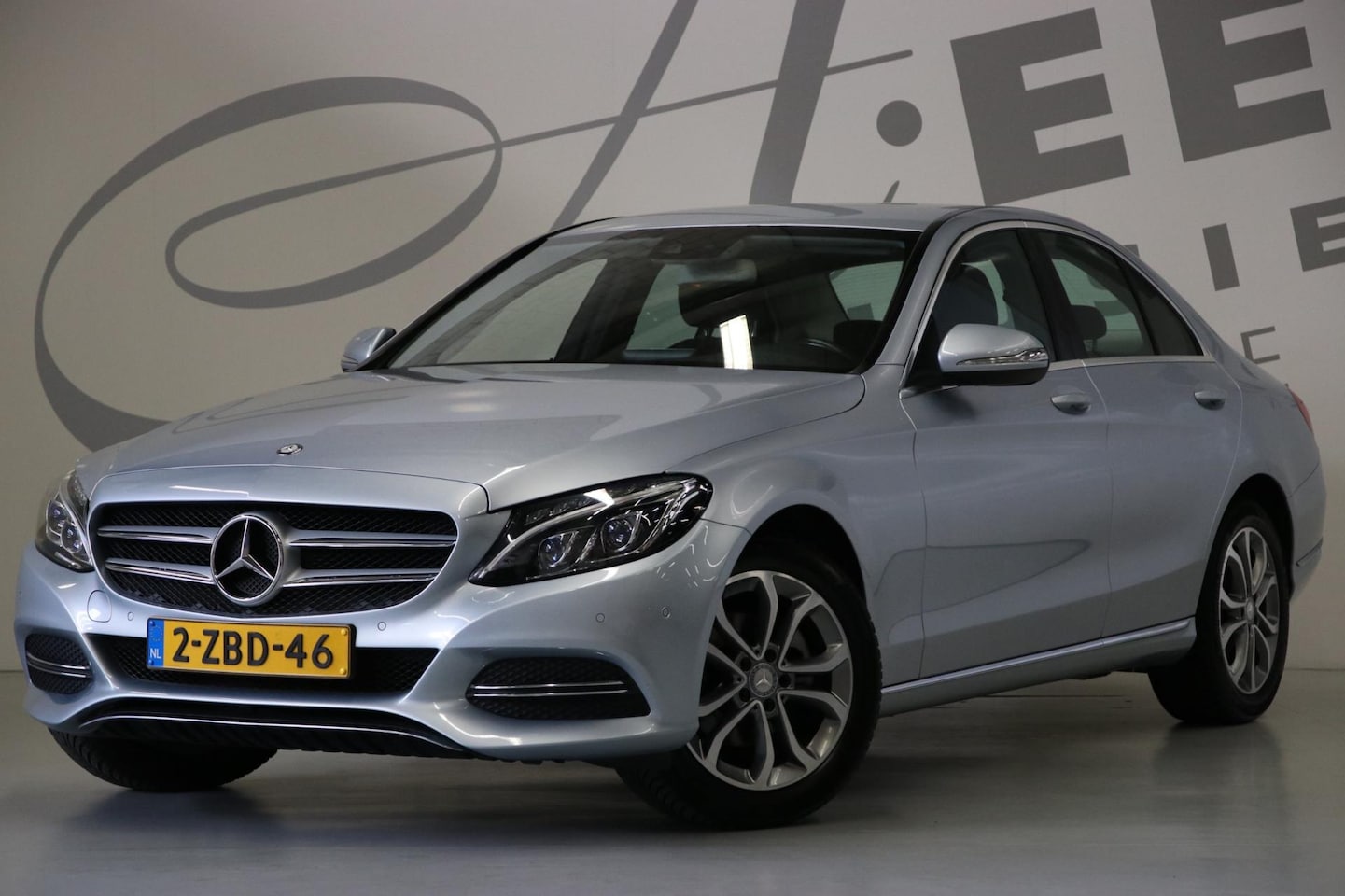 Mercedes-Benz C-klasse - 180 AVANTGARDE/ Origineel NL/ NAP/ Ledkoplampen - AutoWereld.nl