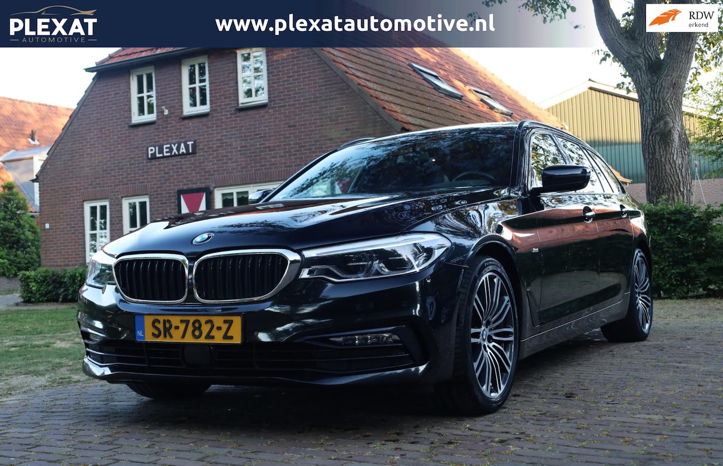 BMW 5-serie Touring - 530i xDrive High Executive Aut. | Adaptief onderstel | Panorama | HUD | Luchtvering | Adap - AutoWereld.nl