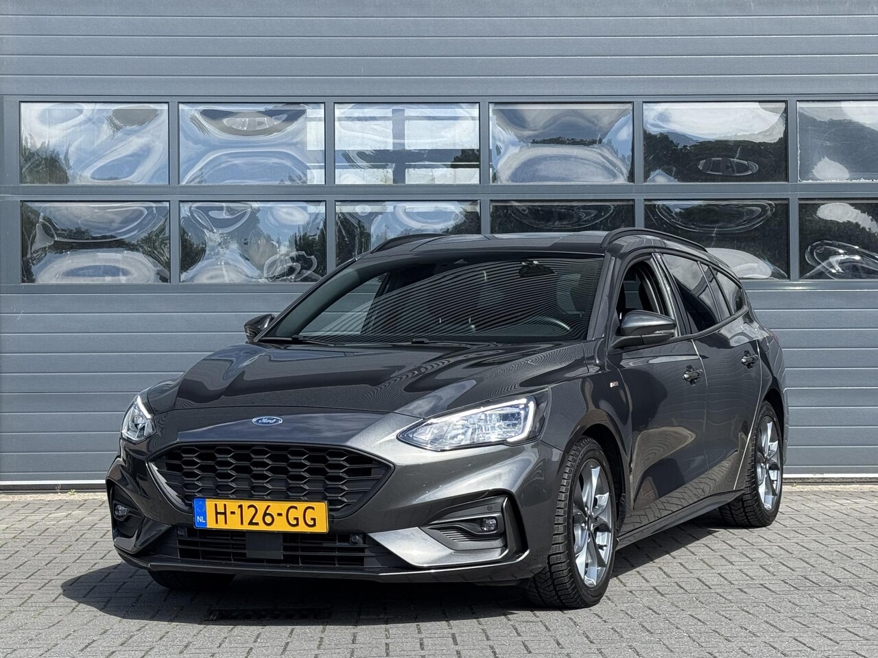 Ford Focus Wagon - 1.0 ECOBOOST ST LINE BUSINESS I APPLE CARPLAY I V/D EERSTE EIGENAAR I CRUISE CONTROL - AutoWereld.nl