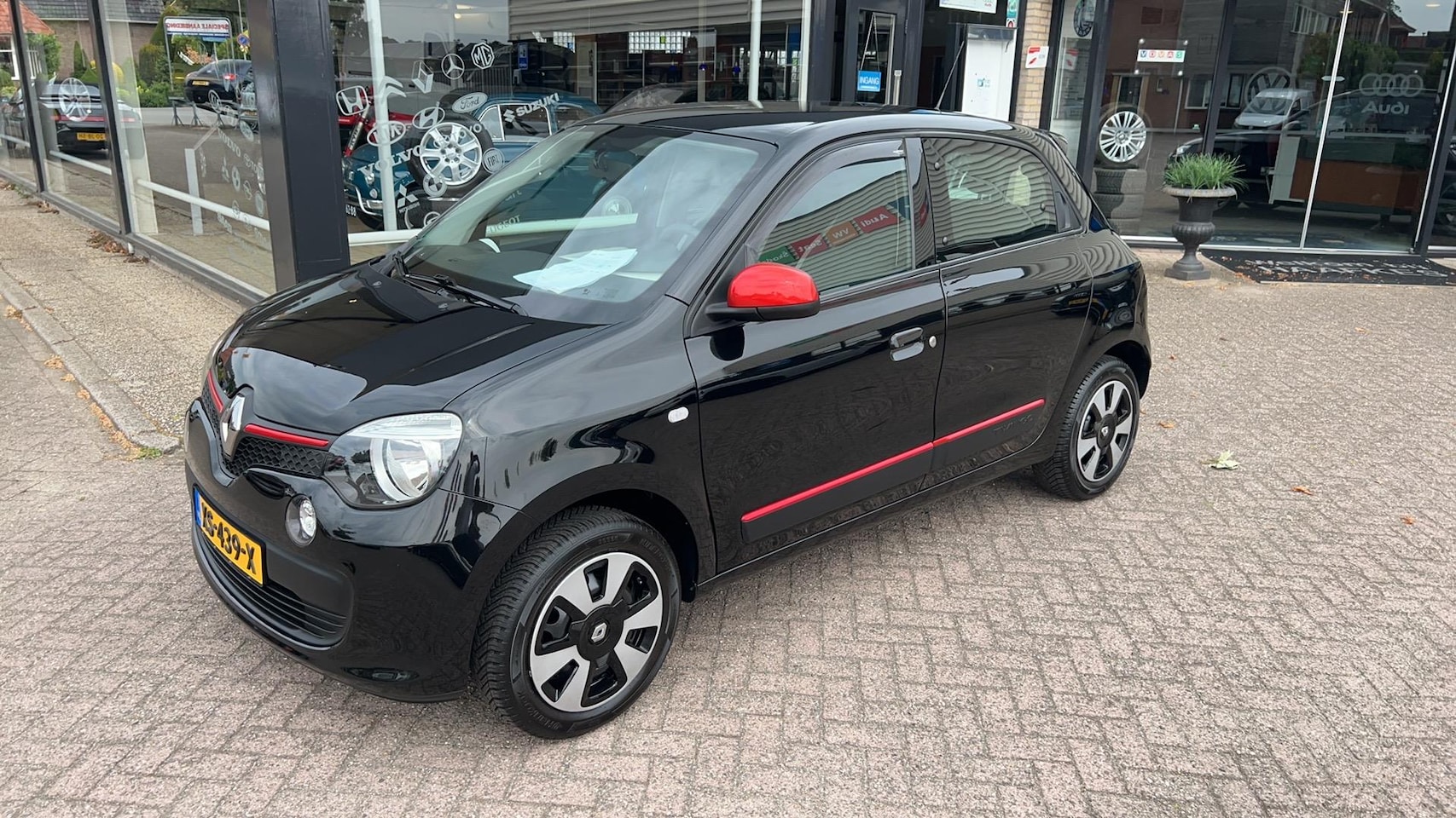 Renault Twingo - 1.0 SCe Collection 1.0 SCe Collection - AutoWereld.nl