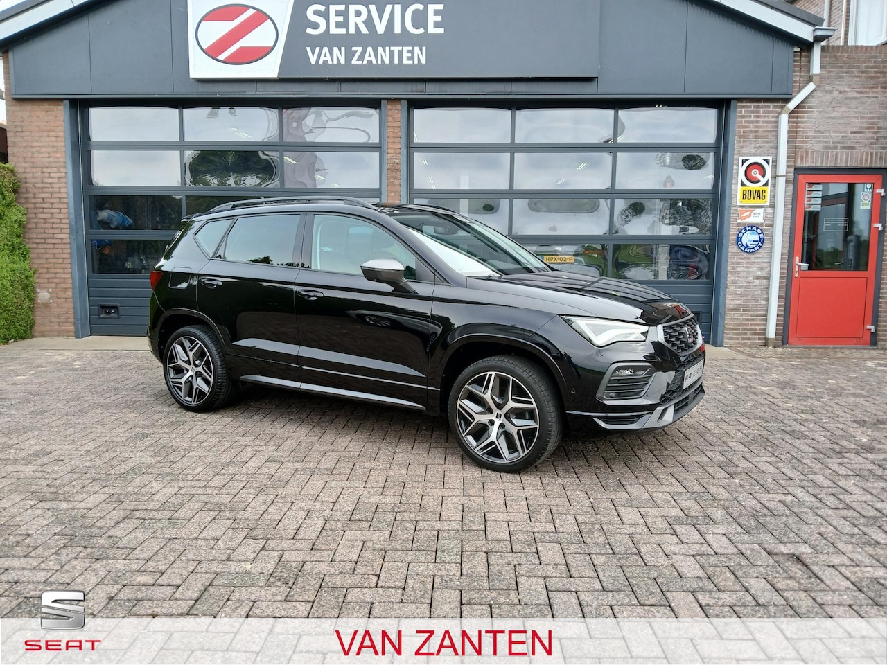 Seat Ateca - 1.5 TSI FR Business Intense + 19 inch + Trekhaak!! - AutoWereld.nl