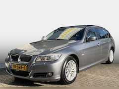BMW 3-serie Touring - 318i Business Line |Panorama|Navi|Nwe Koppeling|