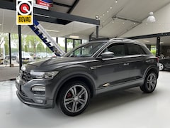 Volkswagen T-Roc - 1.5 TSI Sport Business R -LINE | PANO DAK | VIRTUAL DASHBOARD | ADAPTIVE CRUISE CONTROL |