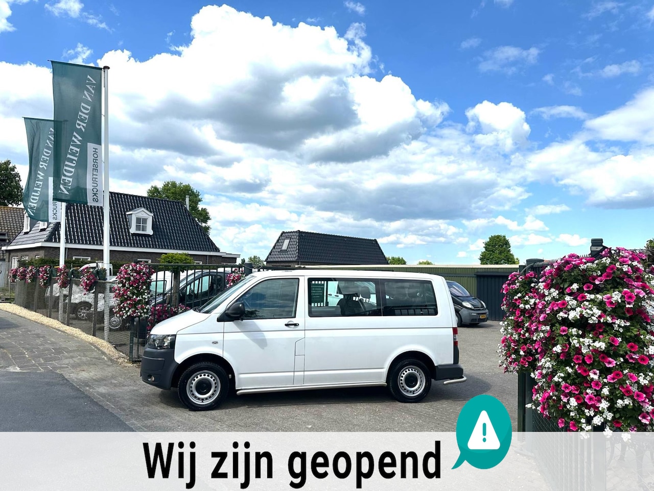Volkswagen Transporter Kombi - 2.0 TDI L1 AUTOM. Marge 119.343 km.! 140 PK!!! - AutoWereld.nl