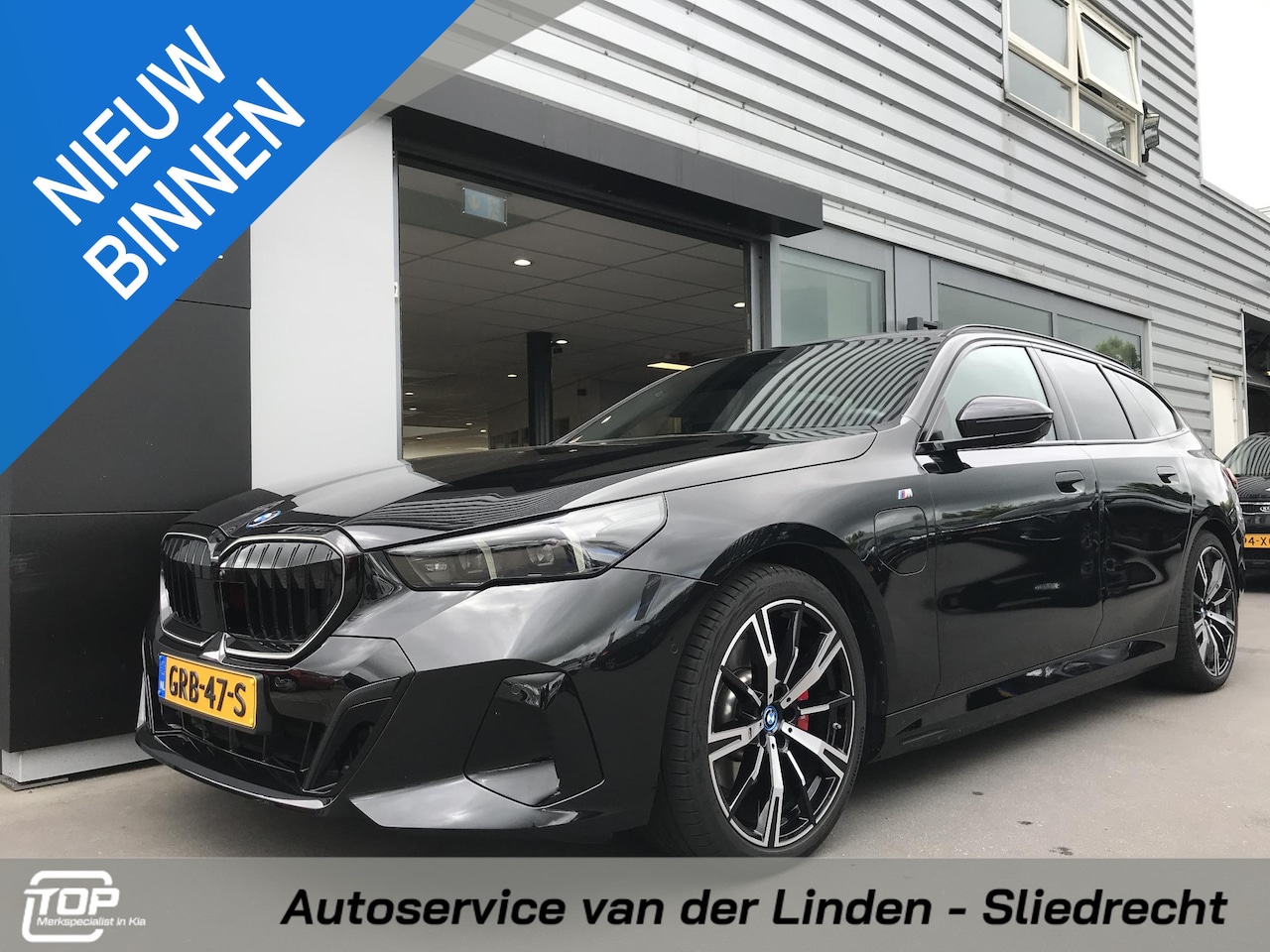 BMW 5-serie Touring - PHEV M-pakket 530e - AutoWereld.nl