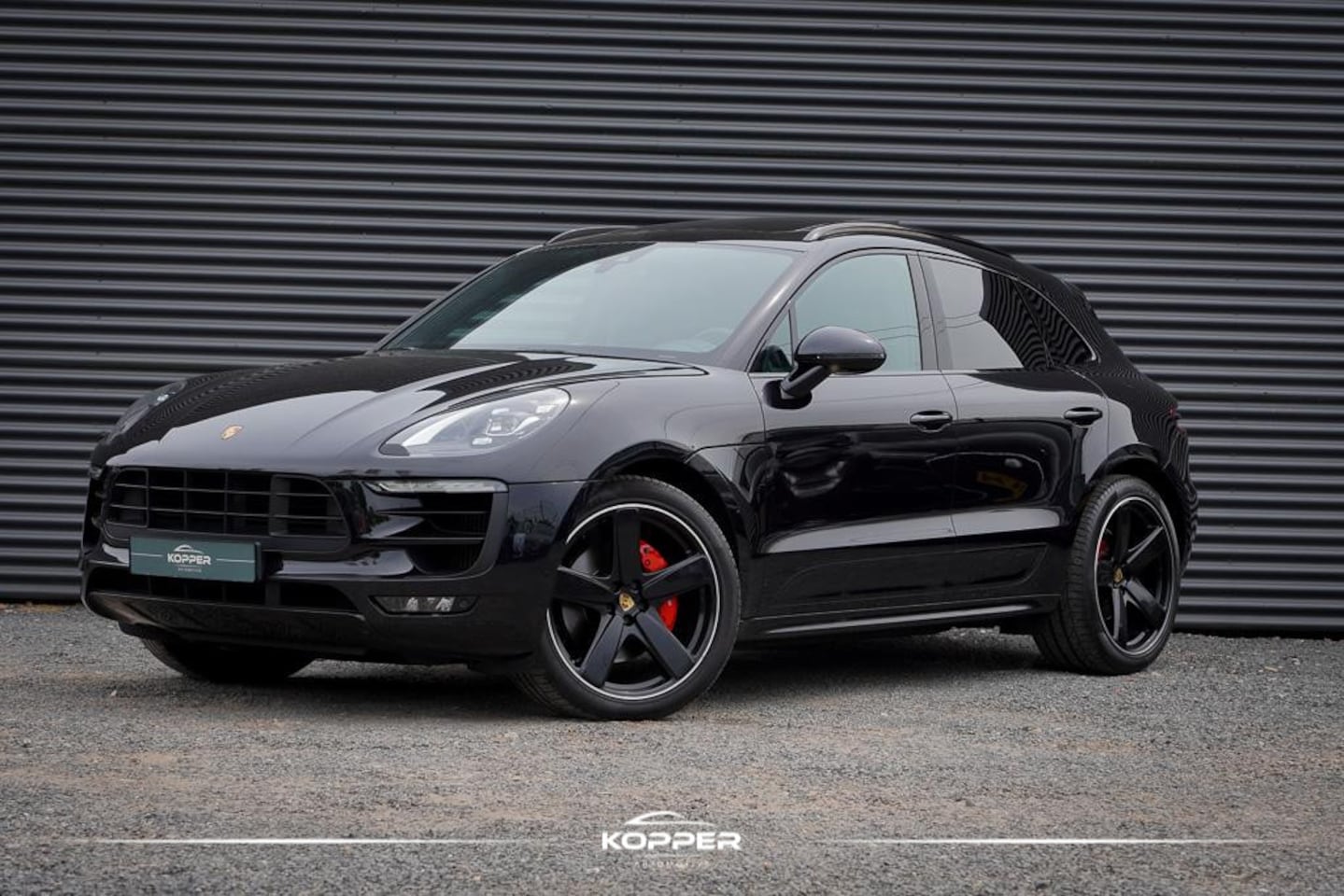 Porsche Macan - 3.0 GTS / Pano / Leder / Luchtvering / NL Auto / 21'' - AutoWereld.nl