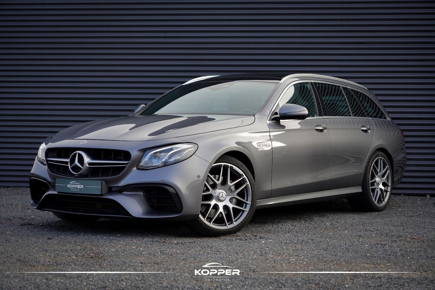 Mercedes-Benz E-klasse Estate - AMG 63 4MATIC Premium Plus / Pano / Widescreen / Multibeam - AutoWereld.nl