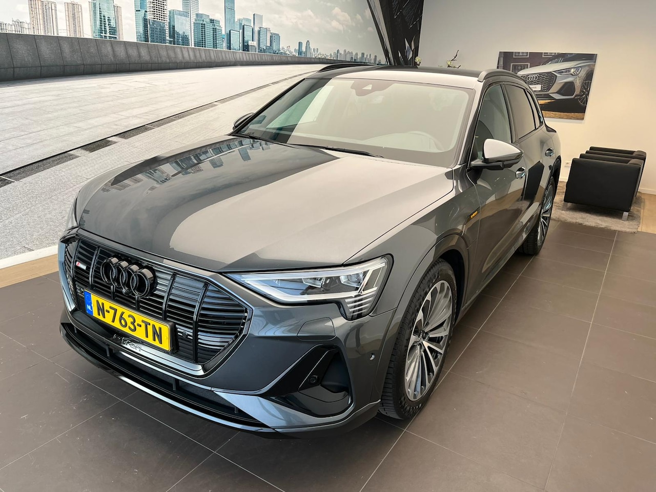 Audi e-tron - 55 quattro S edition S-line full options | Supersportstoelen | Tour | B&O | 360 camera | 98754 fiscale waarde - AutoWereld.nl