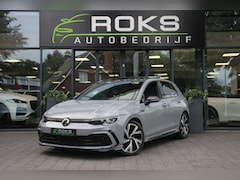 Volkswagen Golf - 1.5 eTSI R-Line Business Automaat Navi/Camera/Sfeerverlichting/Matrix/IQ/Virtual/H-leder/1