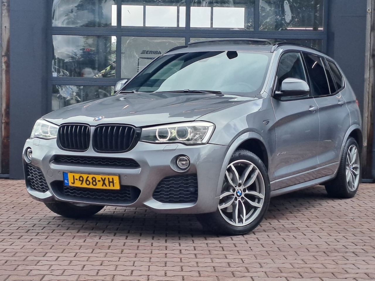 BMW X3 - xDrive28i High Executive xLine Edition | Automaat | Trekhaak | Pano | Stoelverwarming | Le - AutoWereld.nl