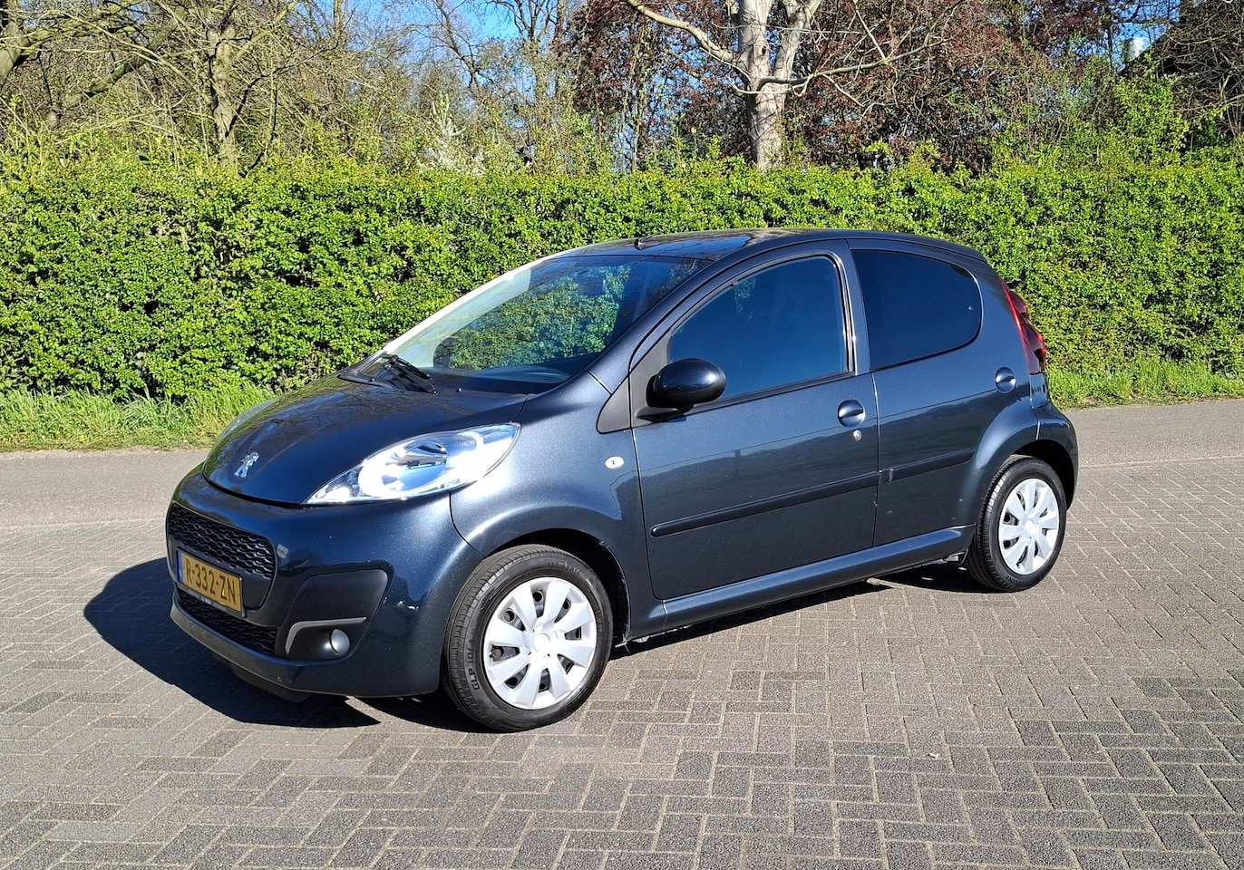 Peugeot 107 - 1.0 Active Airco, deurvergr. elek ramen, nwe APK. - AutoWereld.nl