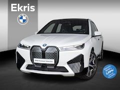 BMW iX - xDrive50 | High Executive | Sportpakket | Comfort Access | 22 inch | Glazen panoramadak Sk