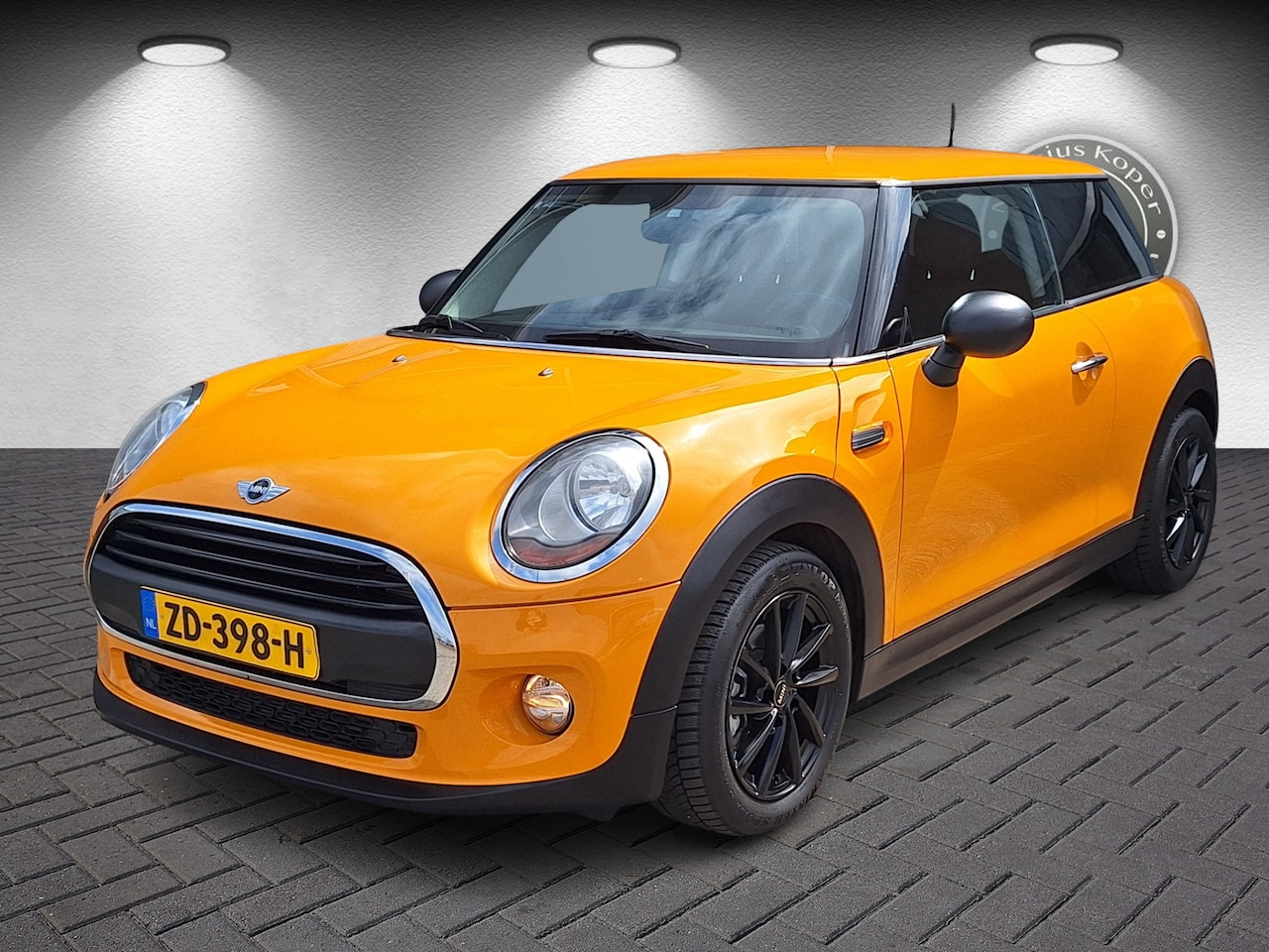 MINI One - Mini 1.2 Orange Edit, Airco, Stoelverw, 16" Lm velgen, 73.465km!! - AutoWereld.nl