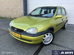 Opel Corsa - 1.2i-16V Onyx
