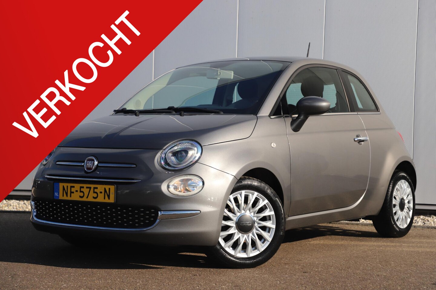 Fiat 500 - 0.9 TwinAir Turbo Lounge 80PK Panoramadak Airco Radio Bluetooth 15 inch LMV Parkeersensor - AutoWereld.nl