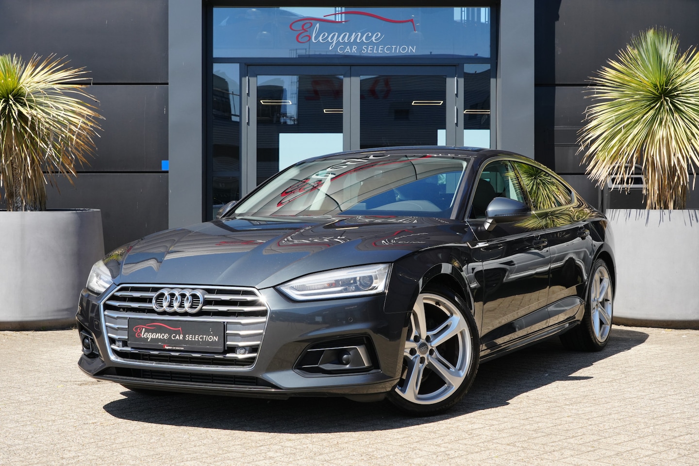 Audi A5 Sportback - 2.0 TFSI Sport 191pk Navigatie/Stoelverwarming/AdaptieveCruise - AutoWereld.nl
