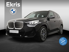 BMW iX1 - eDrive20 67 kWh | M-Sportpakket | Travel-Pack | Trekhaak
