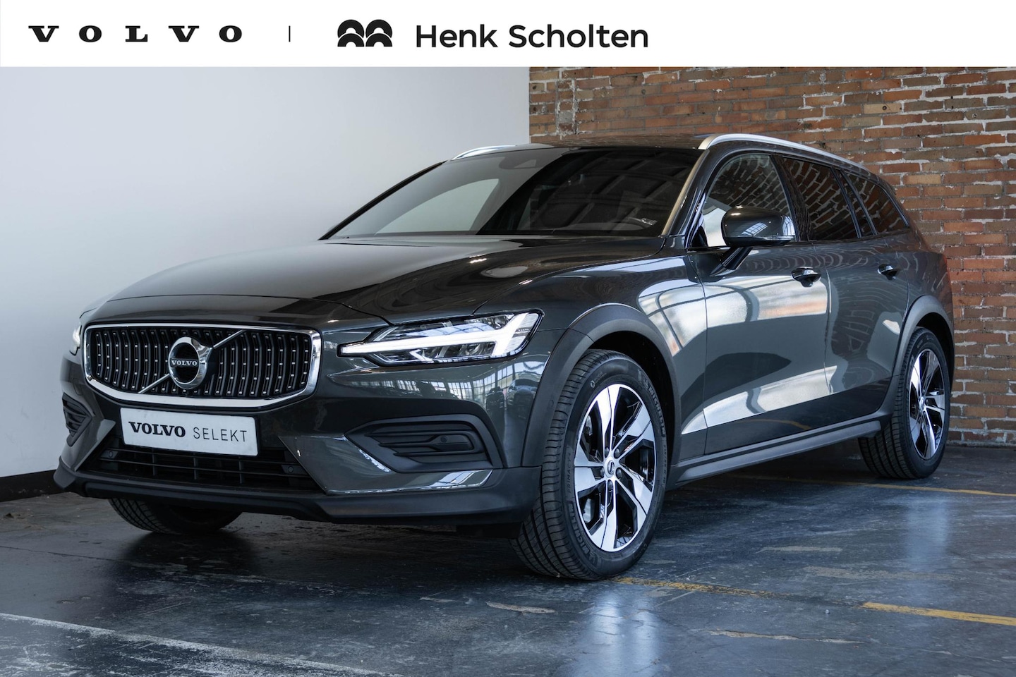 Volvo V60 Cross Country - T5 Automaat AWD Pro | 1ste eigenaar | Dealeronderhouden | Harman Kardon premium audio| Ada - AutoWereld.nl