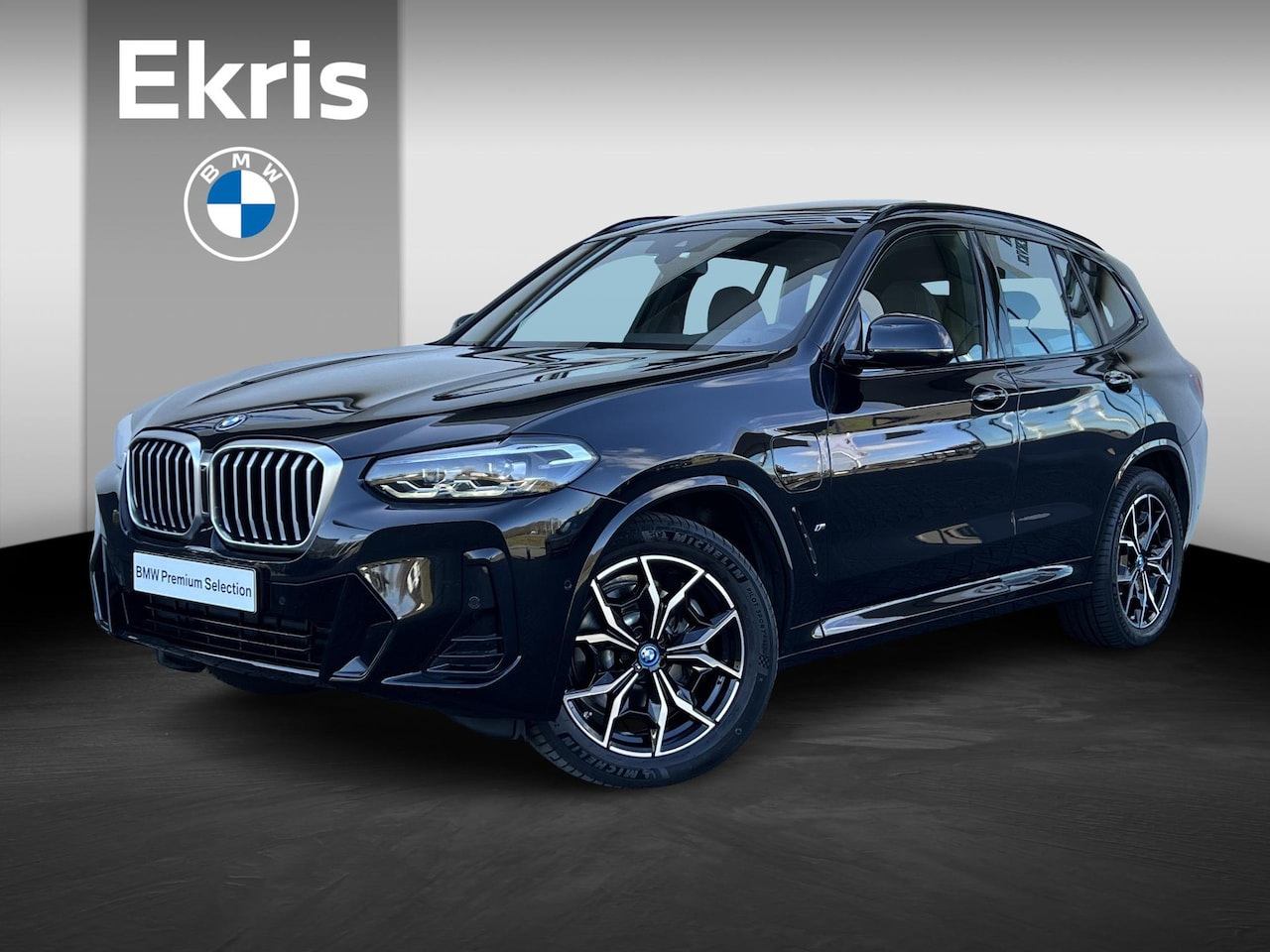 BMW X3 - xDrive30e M-Pakket | Panoramadak | Comfort Access | HiFi Sound - AutoWereld.nl