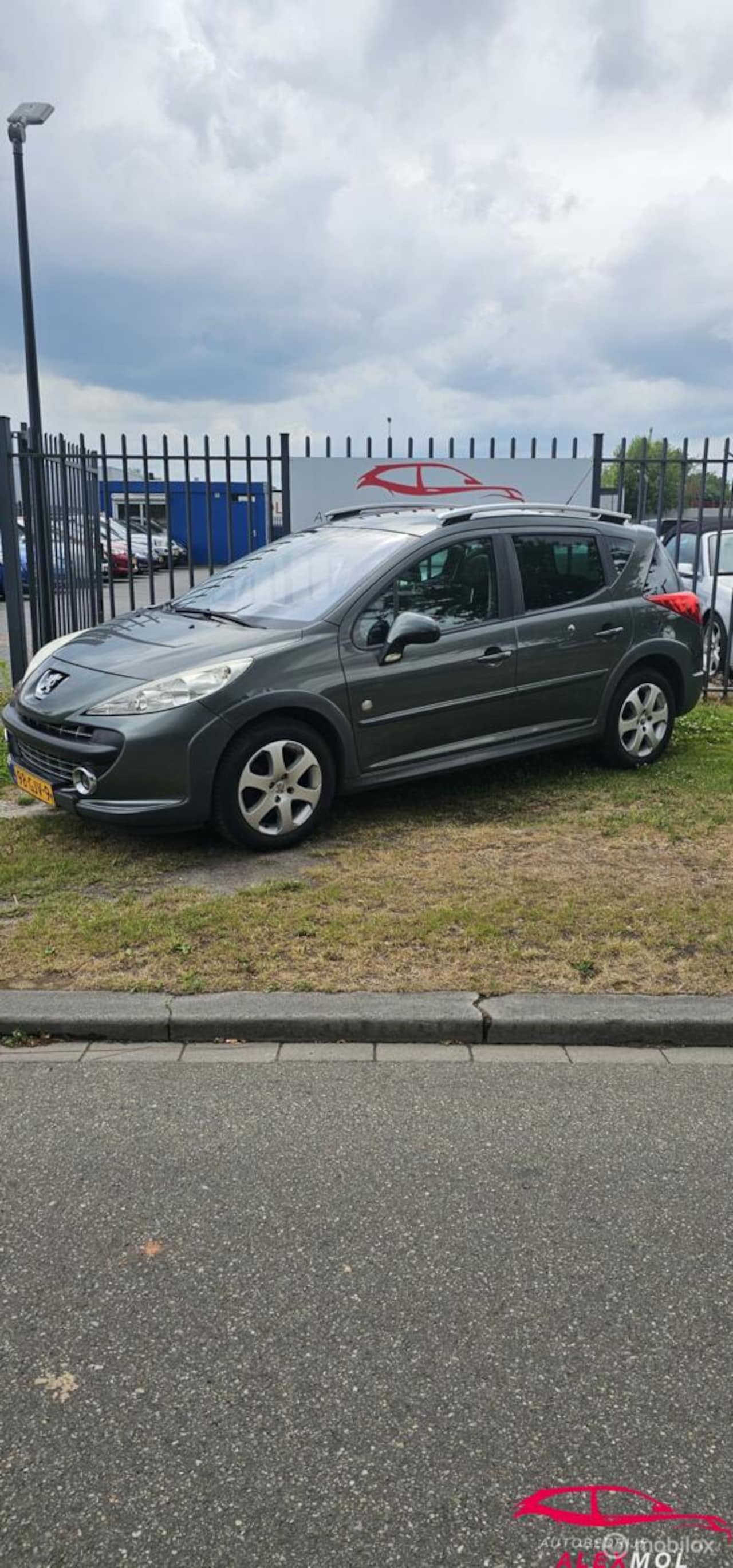 Peugeot 207 SW - 1.6 VTi XS 1.6 VTi XS - AutoWereld.nl