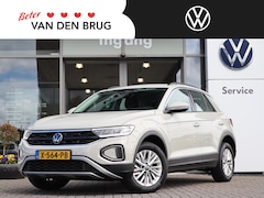 Volkswagen T-Roc - 1.0 TSI 110 pk Life Business | Navigatie | App Connect | PDC | LED | Stoelverwarming | Cli