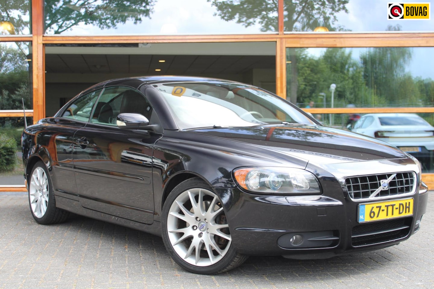 Volvo C70 Convertible - 2.4i Geartronic Summum | Lederen bekleding | Hardtop | Xenon | Windscherm | Stoelverwarmin - AutoWereld.nl