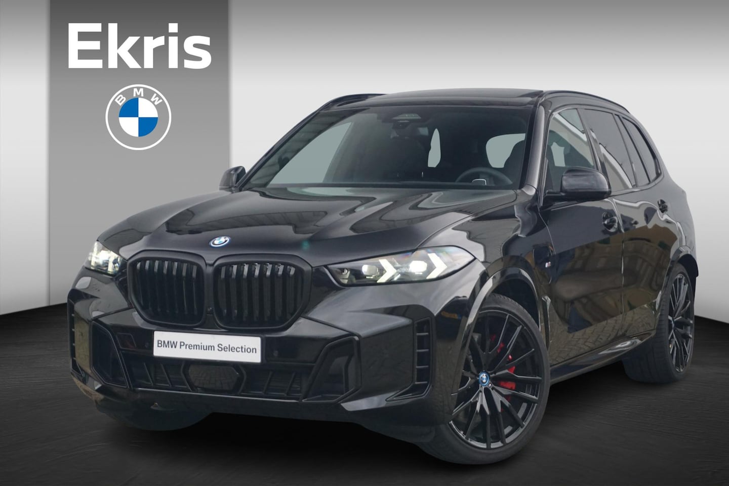 BMW X5 - xDrive50e M Sportpakket Pro 22'' / Soft-Close / Panoramadak / Trekhaak Elektrisch - AutoWereld.nl