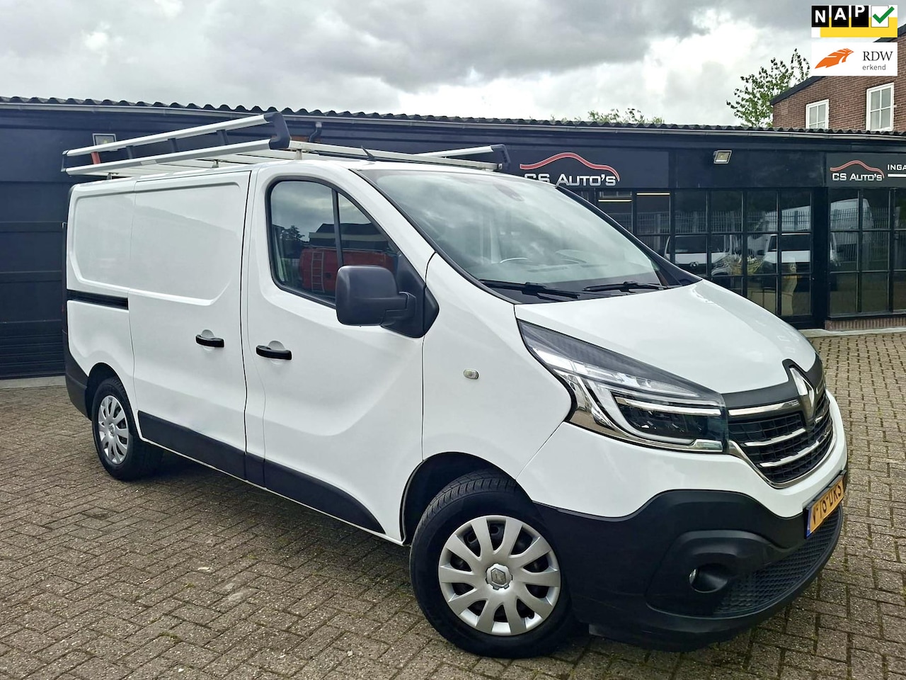Renault Trafic - 2.0 dCi 145pk|automaat|2020|euro6|airco|cruise,control|dab|navi|camera|CarPlay - AutoWereld.nl