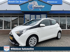 Toyota Aygo - 1.0 VVT-i 72 PK x-play 5 DRS + NAVI + AIRCO + CAMERA + BLUETOOTH + ELEK RAMEN