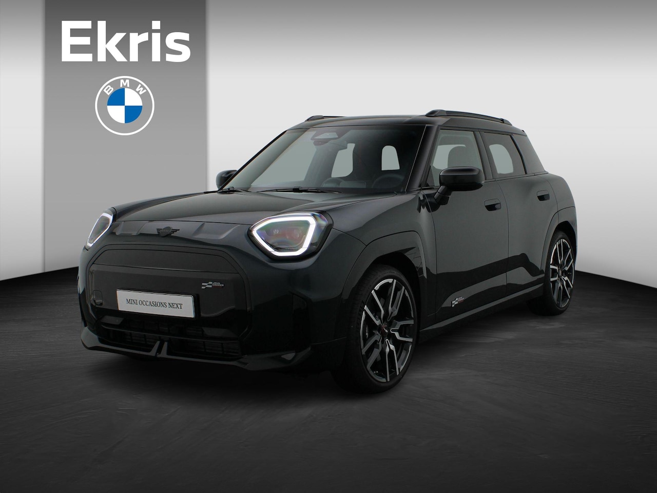 MINI Aceman - SE John Cooper Works Pakket M + Glazen panoramadak + Driving Assistant + Parking Assistant - AutoWereld.nl