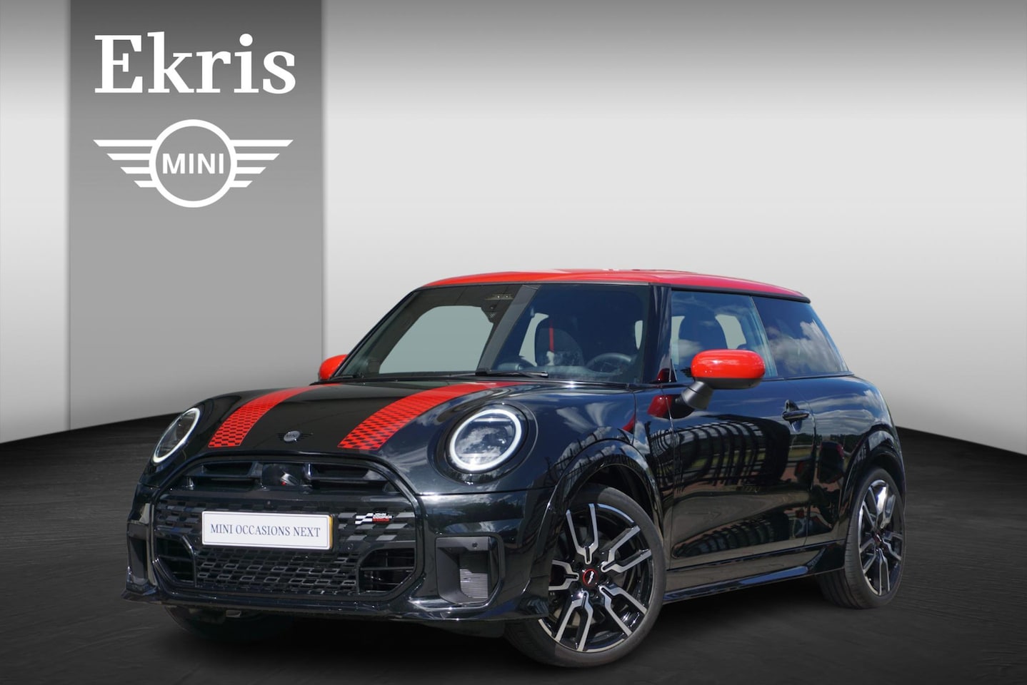 MINI Cooper S - Mini 2.0 John Cooper Works M MINI Mini 2.0 Cooper S John Cooper Works Pakket XL | Panorama - AutoWereld.nl