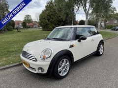 MINI One - 1.4 Pepper AIRCO, PANORAMADAK NET O.H. BEURT GEHAD