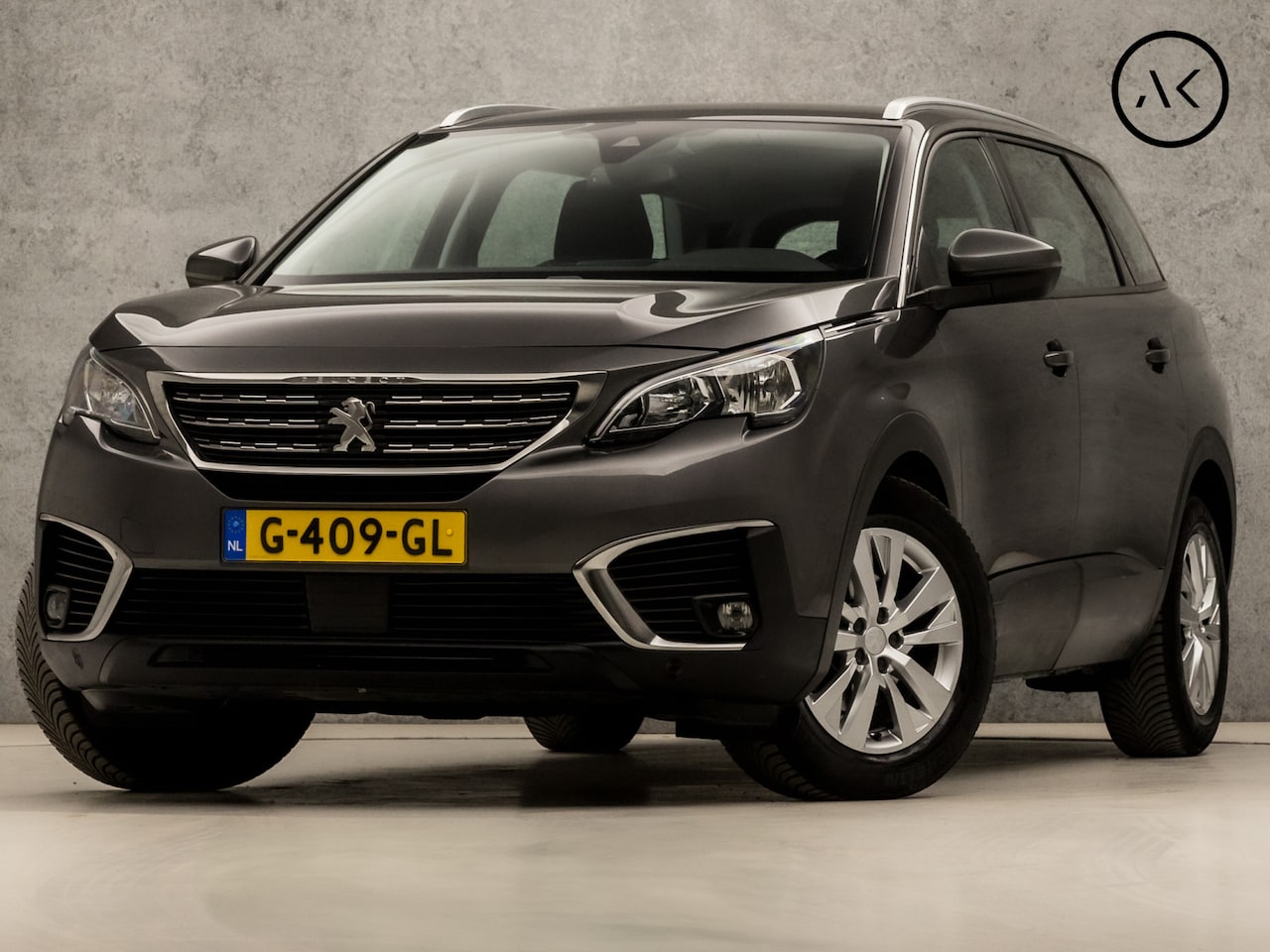 Peugeot 5008 - 1.2 PureTech Sport 7 Persoons (APPLE CARPLAY, GROOT NAVI, PARKEERSENSOREN, SPORTSTOELEN, C - AutoWereld.nl