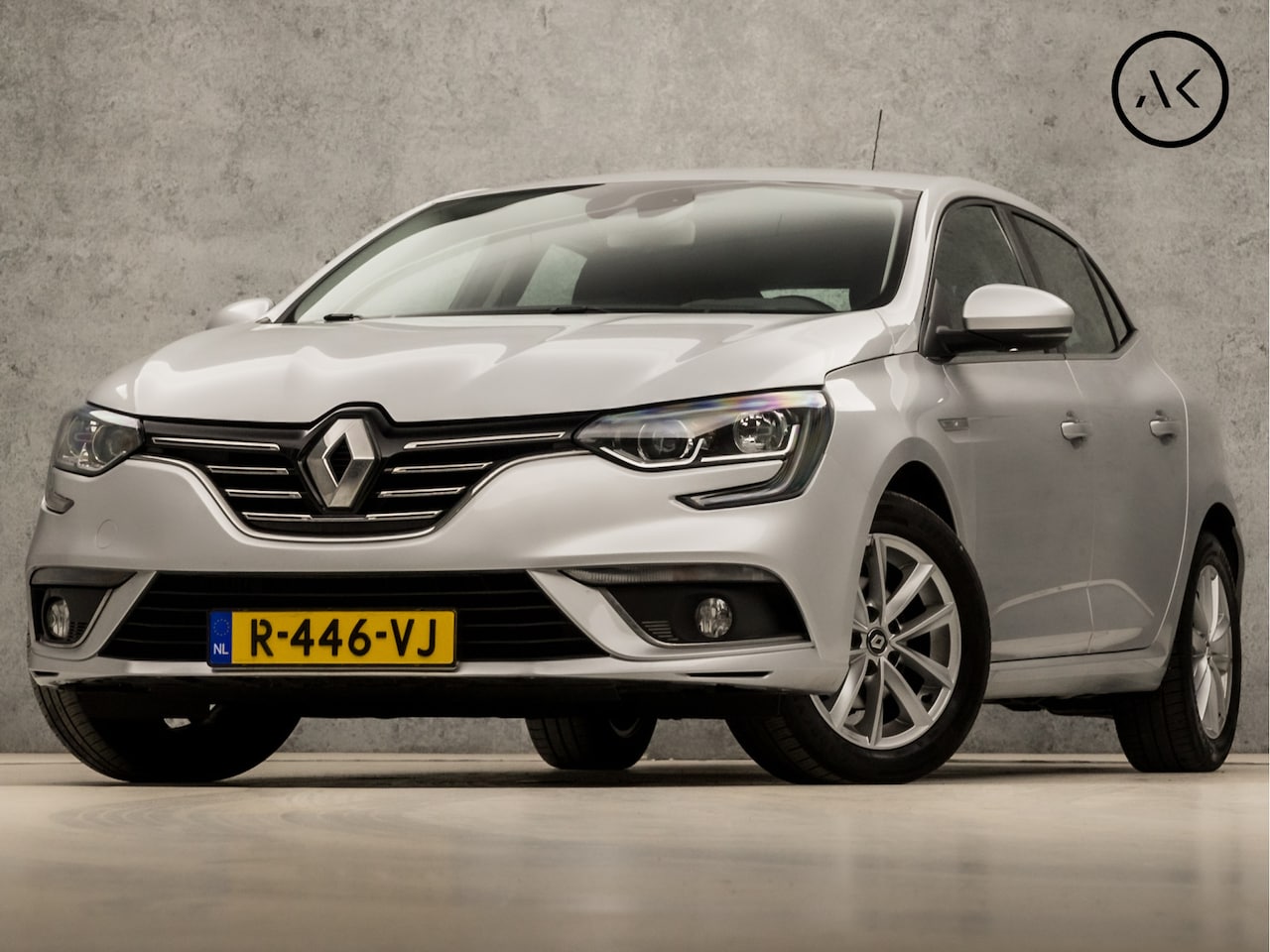 Renault Mégane - 1.2 TCe Limited Sport (VIRTUAL COCKPIT, APPLE CARPLAY, GROOT NAVI, STOELVERWARMING, LEDER, - AutoWereld.nl