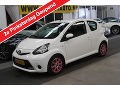Toyota Aygo - 1.0 VVT-i Comfort Airco, Lichtmetalen velgen, Stuurbekrachtiging
