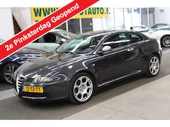 Alfa Romeo GT - 2.0 JTS Distinctive Airco, Cruise control, Lederen sportstoelen