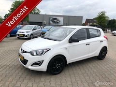 Hyundai i20 - 1.2i i-Vision 5DRS HB AIRCO ..100.044 KM