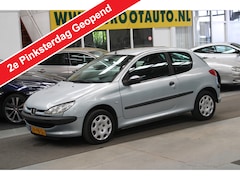 Peugeot 206 - 1.4 XR NAP, Stuurbekrachtiging