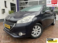 Peugeot 208 - 1.2 PureTech Allure * NAVIGATIE * AIRCO *5 DRS