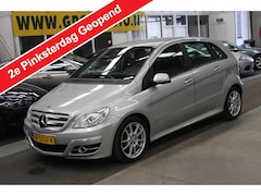 Mercedes-Benz B-klasse - 180 Business Class Automaat Airco, Cruise control, Leer/Stof