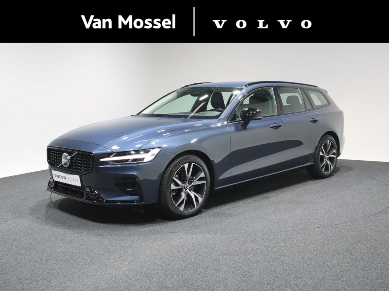 Volvo V60 - B4 Plus Dark | Terkhaak | Navigatie | Leder | Elektrisch verstelbare bestuurderstoel met g - AutoWereld.nl