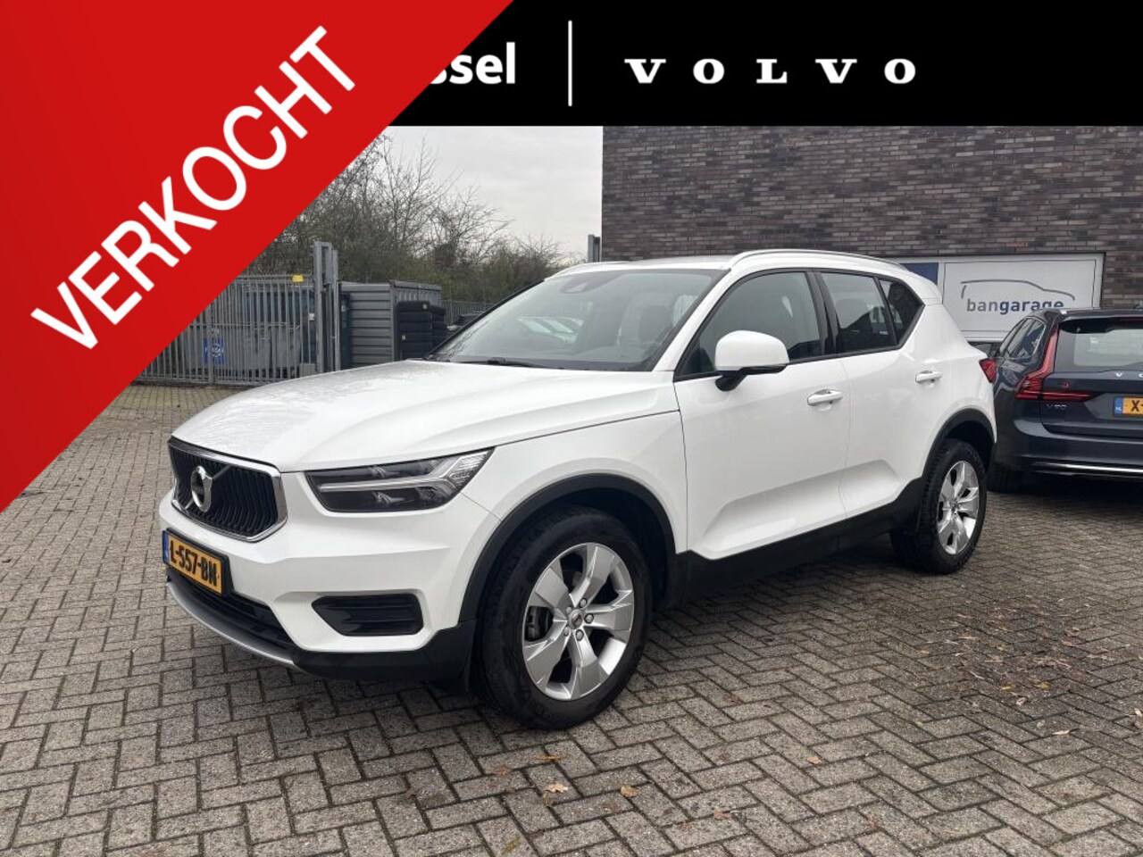Volvo XC40 - T2 Momentum | Automaat | Apple Carplay/Android Auto | Climate control | Parkeersensoren - AutoWereld.nl