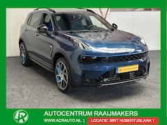 Lynk & Co 01 - 1.5 ZWARTE HEMEL, 6, 6kW 50 STUKS OP VOORRAAD VOL OPTIES 360 CAMERA ADAPTIVE CRUISE CONTRO