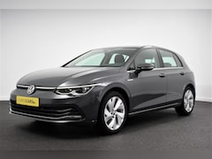 Volkswagen Golf - 1.5 eTSI 150pk DSG Style Demo | Navigatie | Climate control | Camera | PDSC | DAB | Led |