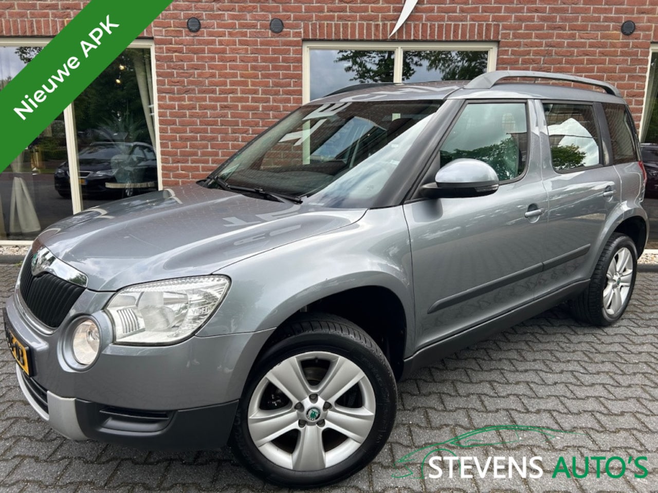 Skoda Yeti - 1.2 TSI Ambition NIEUWE APK / RIJDT GOED / TREKHAAK / AIRCO / CR - AutoWereld.nl