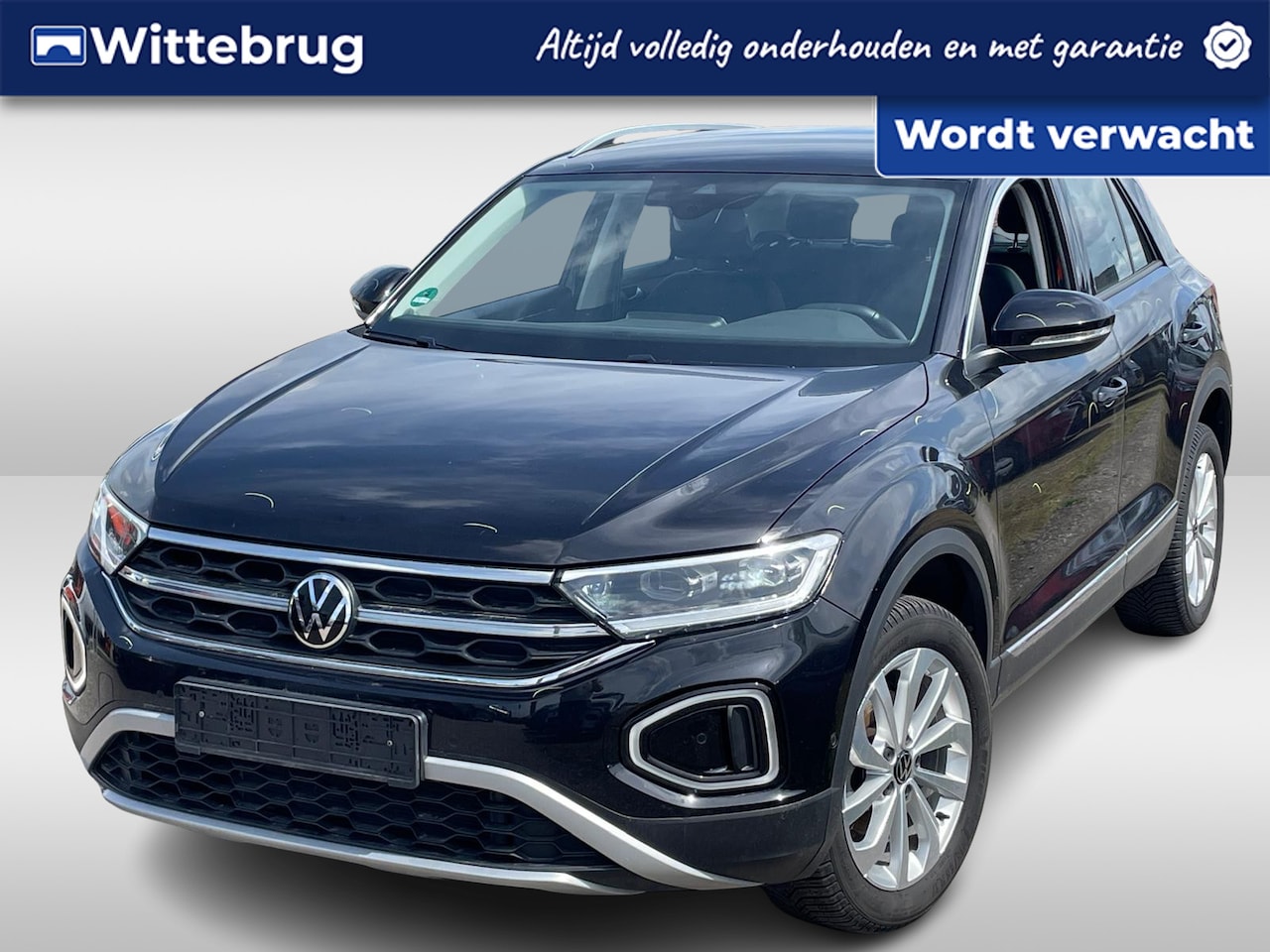 Volkswagen T-Roc - 1.0 TSI 110pk Style / Virtual Cockpit / App-Connect / Stoelverwarming / Navigatie / 17" LM - AutoWereld.nl