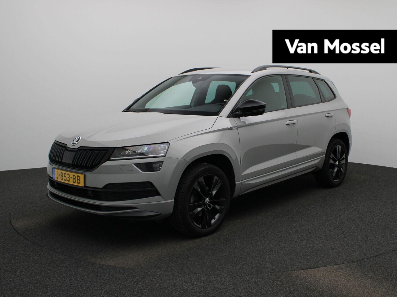 Skoda Karoq - 1.5 TSI ACT Sportline Business | ACC | Camera | Virtual | Trekhaak | Carplay | Stoelverwar - AutoWereld.nl