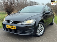 Volkswagen Golf - 1.2 TSI 5DRS Connected Series Navi Ecc 110PK Stoelverwarming GOED ONDERHOUDEN