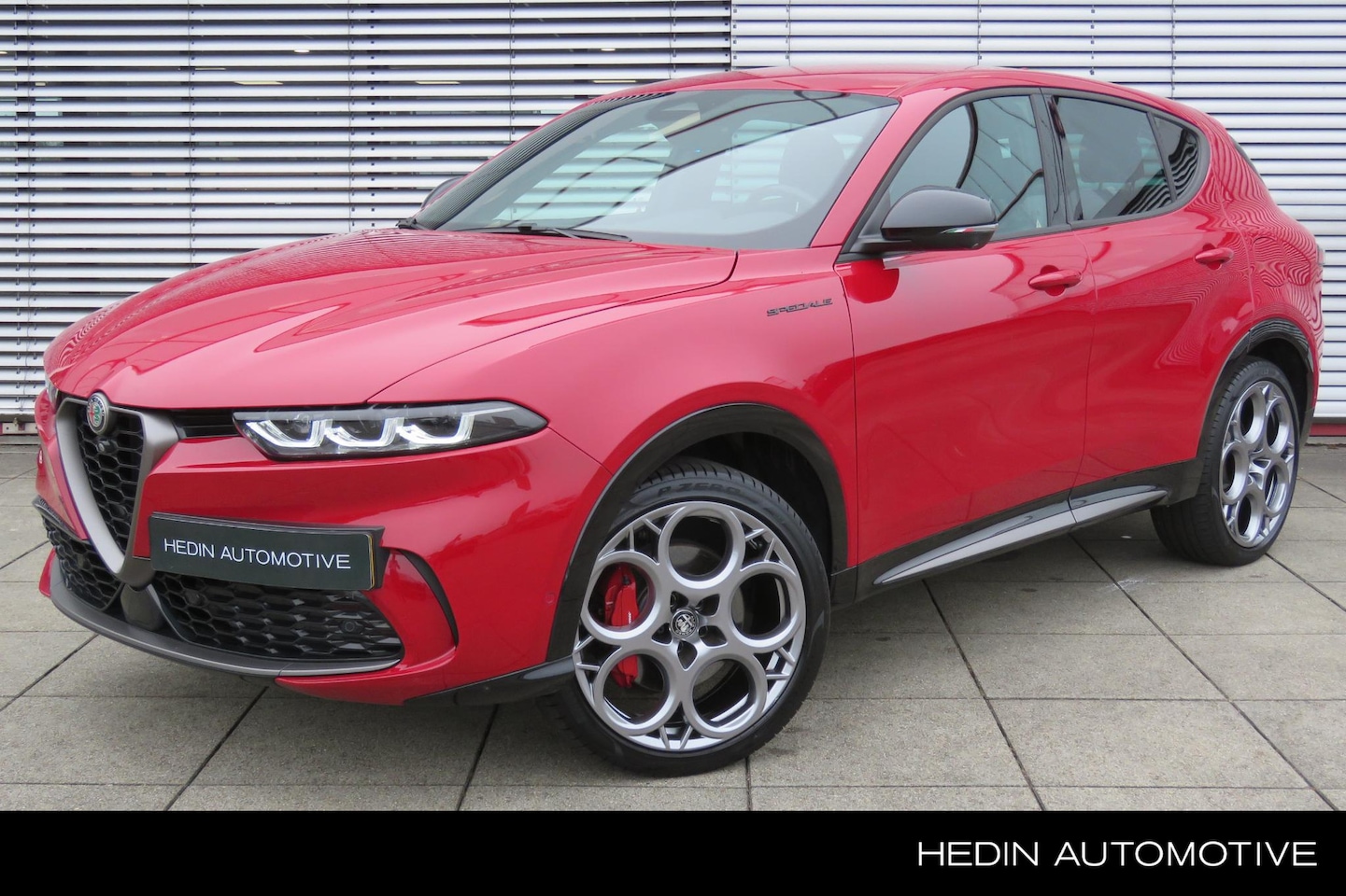 Alfa Romeo Tonale - 1.3T PHEV Edizione Speciale | Automaat | 360° Camera | Stoelverwarming/verkoeling | Ledere - AutoWereld.nl