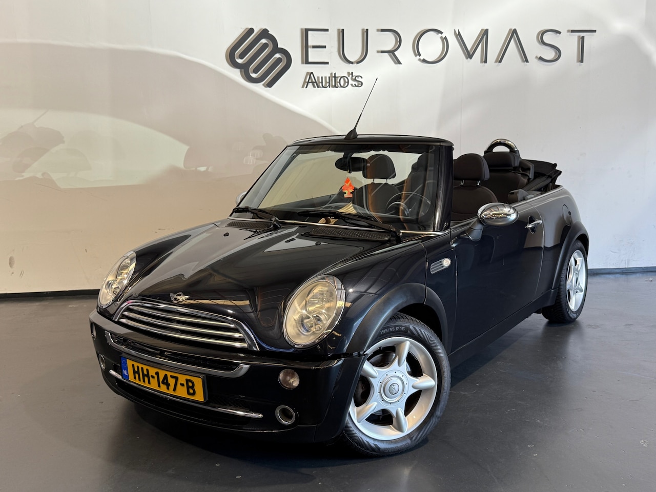 MINI Cabrio - Mini 1.6 One Cabrio Stoelverwarming Airco Nieuwe Apk - AutoWereld.nl